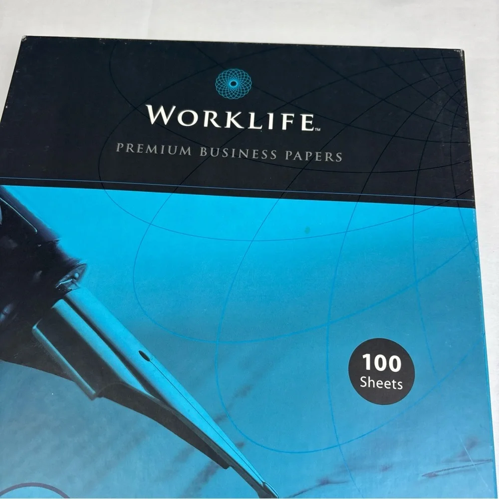 Worklife Cotton Resume Paper 32 lb Ivory Finely Texture Woven Finish 8.5x11